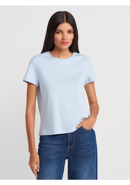 31757 Bisiklet Yaka Dikiş Detaylı T-Shirt-Açık Mavi