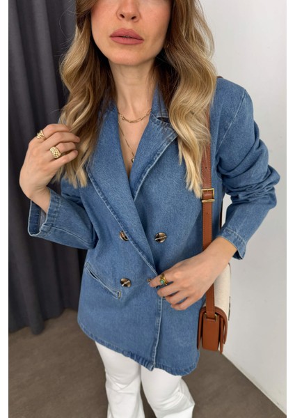 Mavi Kruvaze Yaka Düğmeli Oversize Kot Ceket