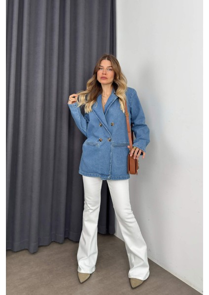 Mavi Kruvaze Yaka Düğmeli Oversize Kot Ceket fırsatları