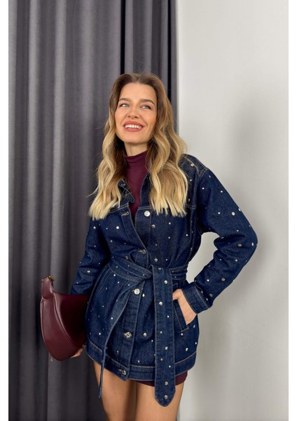 Lacivert Taş Detaylı Kemerli Denim Ceket fırsatları