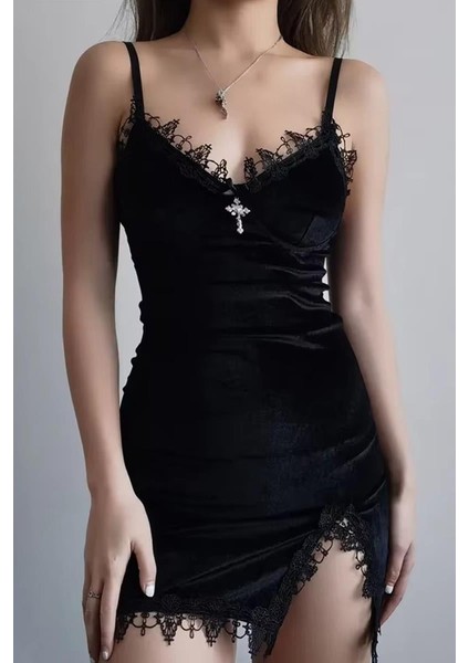 Siyah Yeni Gothic Haç Kolyeli Yırtmaç Detaylı Askılı Elbise