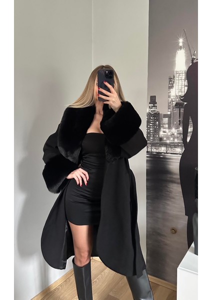 Siyah Geniş Kol Kaşe Kaban fiyatları