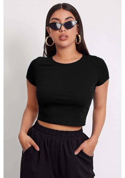 Kadın Siyah Yuvarlak Yaka Yarım Kol Crop Top Bluz