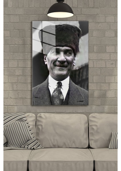 Atatürk Şapkalı Portre Cam Tablo - Ofis Dekorasyon - 4 mm Kırılmaz Temperli Duvar Tablosu - Ev Dekor fırsatları
