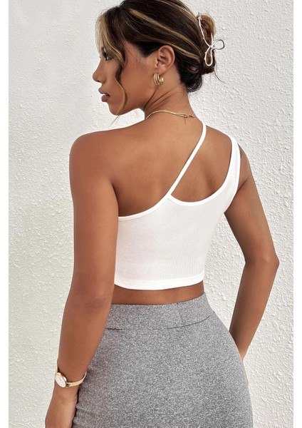Kadın Beyaz Tek Omuzlu Çapraz Askılı Crop Top Büstiyer