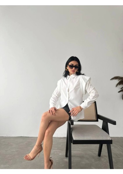 Omuz Tasarım Detaylı Gömlek