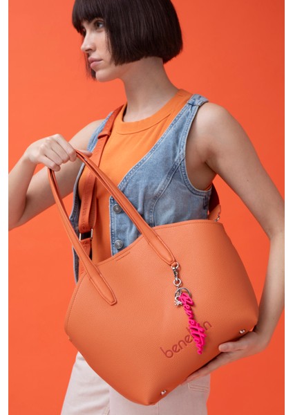 Unıted Colors Of Benetton Kol Çantası BNT_1504 fiyatları