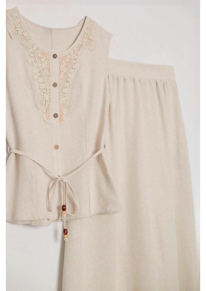 Kadın Bej Zarif Dantel Detaylı Etek Bluz Keten Takım modelleri