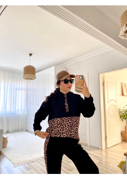Grip&hug Kadın Uzun Kollu Leopar Detay Sweat ve Yanı Leopar Şerit Detay Pantolon Ikili Takım