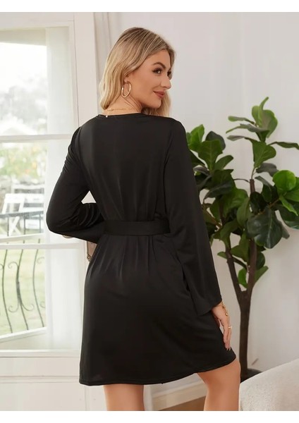 Grip&hug Kadın Uzun Kollu Dantel Yakalı Belden Kuşaklı Viskon Gecelik