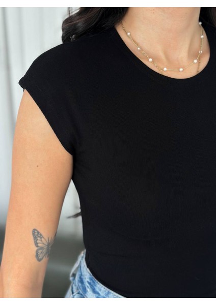 Bisiklet Yaka Slim Fit Sıfır Kol Basic Crop Kadın T-Shirt