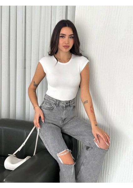 Bisiklet Yaka Slim Fit Sıfır Kol Basic Crop Kadın T-Shirt