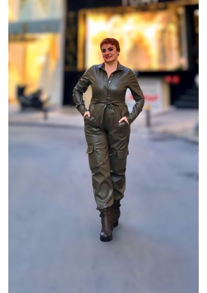 Çıtçıtlı Deri Tulum indirimleri