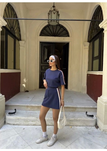 Osy Modal Yumuşak Dokulu Kumaş Kadın Parçalı Bisiklet Yaka T-Shirt Mini Şortlu Etek Ikili Takım -Lacivert indirimleri