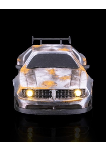 High Beams Duvar Lambası – Paslı Yarış Otomobili Tasarımı modelleri