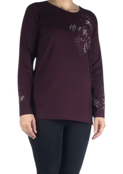 Kadın Önü ve Kolları Işlemeli ve Taşlı Bluz