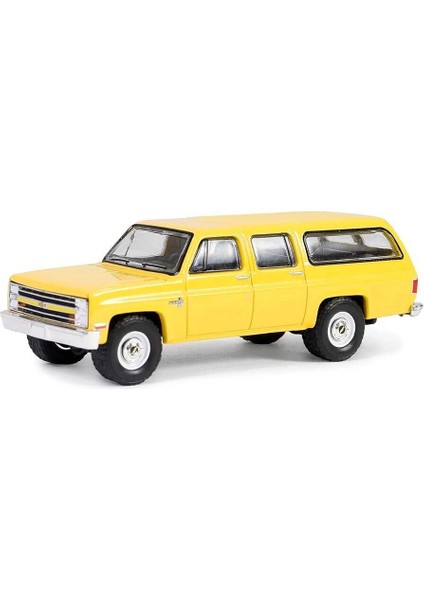 1/64 Blue Collar Collection Series 13- 1987 Chevy Suburban K20 fiyatları