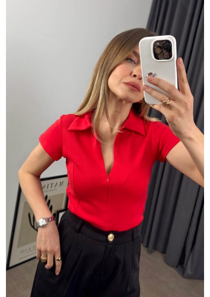 Kırmızı Gömlek Yaka Fermuarlı Dikiş Detaylı Bluz modelleri