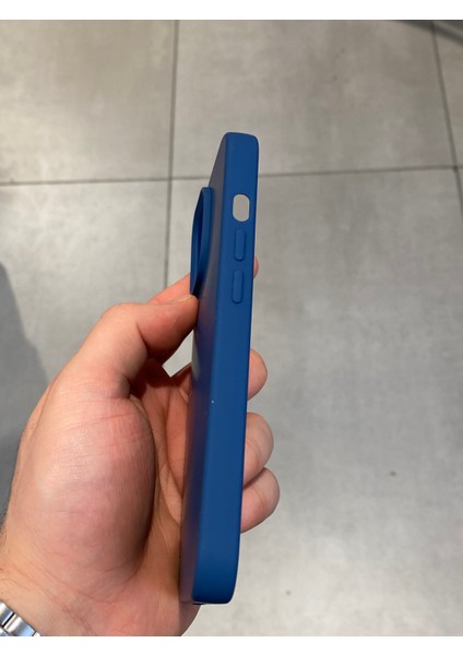 Iphone 15 Uyumlu Içi Kadife Silikon Lansman Kılıf