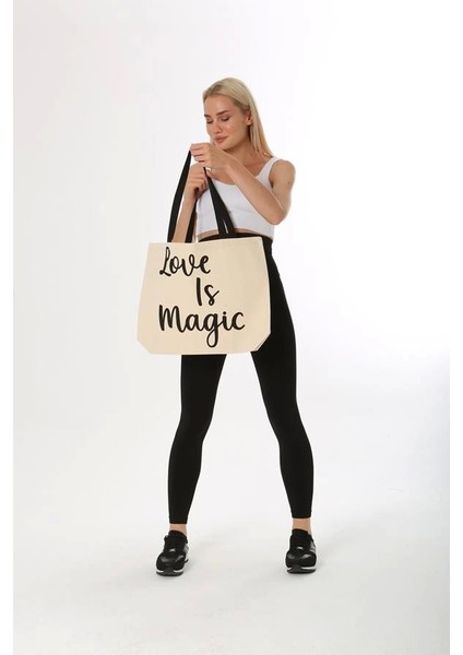 Baghashtag Love Is Magic Baskılı Kanvas Bez Çanta