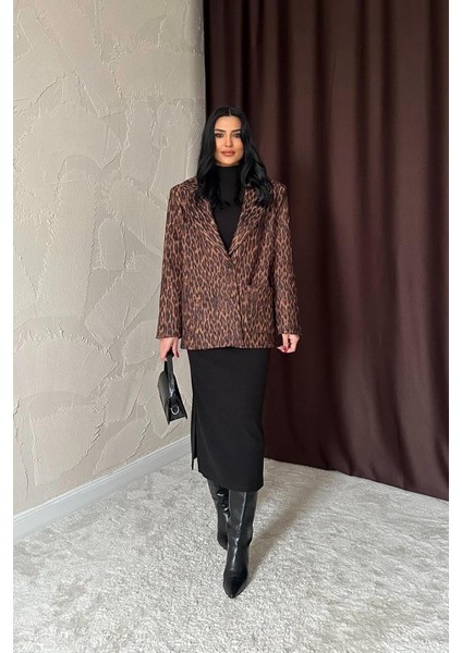 Leopar Yakası Kürk Garnili Desenli Ceket