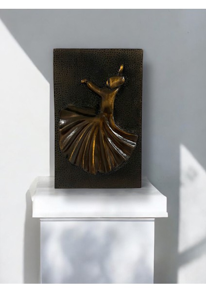 El Yapımı Ahşap Semazen Figürlü Oyma Tablo – 35 x 22 cm Ihlamur Ağacı Duvar Dekoru
