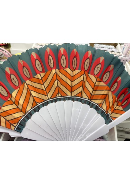 Plastik Desenli Yelpaze