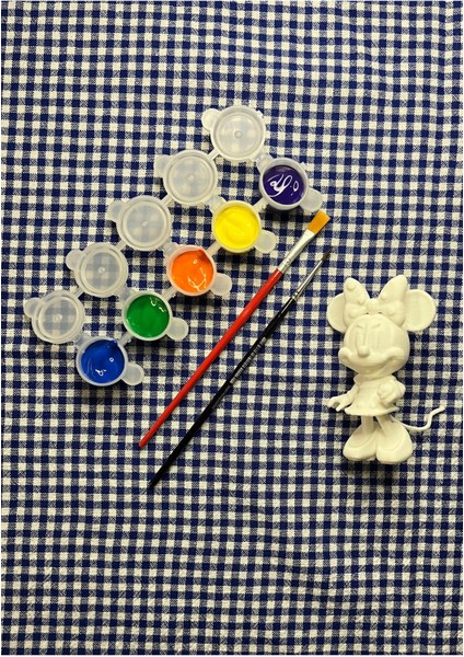 Minnie Mouse Boyama Figürü + Boya Seti (5 Renk & Fırça) - 10 cm