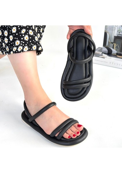 Siyah Kadın Düz Sandalet fırsatları