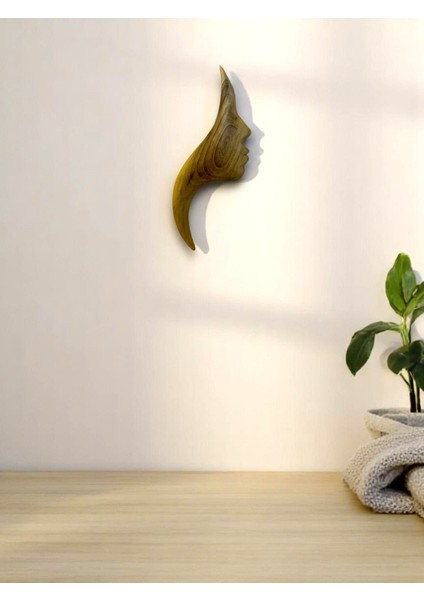 El Yapımı Ahşap Oyma Ceviz Ağacı Kadın Yüzü Figürü Duvar Dekoru 30 x 11 cm