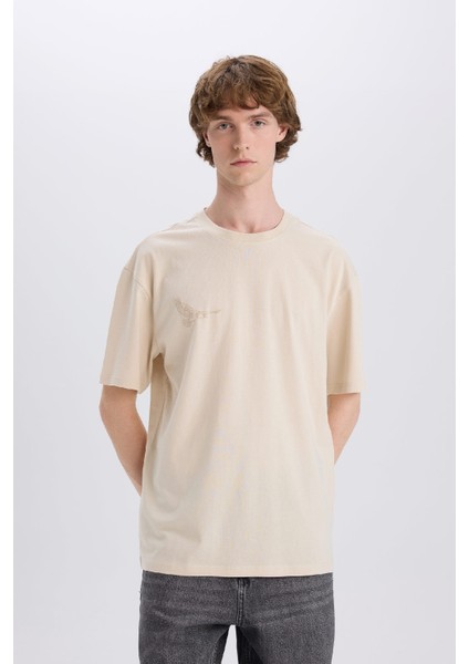 %100 Pamuk Boxy Fit Bisiklet Yaka Sırt Baskılı Kısa Kollu Tişört E3958AX25SM modelleri