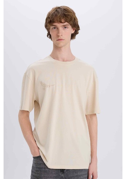 %100 Pamuk Boxy Fit Bisiklet Yaka Sırt Baskılı Kısa Kollu Tişört E3958AX25SM fırsatları