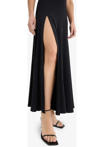 Bisiklet Yaka Yırtmaçlı Kolsuz Maxi Siyah Yazlık Elbise F6042AX25SM fırsatları