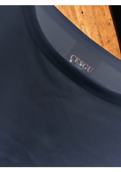 Oversize Geniş Kalıp Bisiklet Yaka Kısa Kollu Basic Düz Rahat Kumaş Tişört modelleri