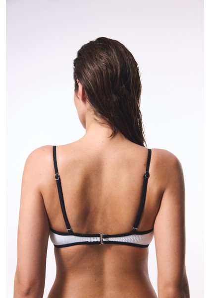 Beyaz Nicole Straplez Bikini Üstü fiyatları