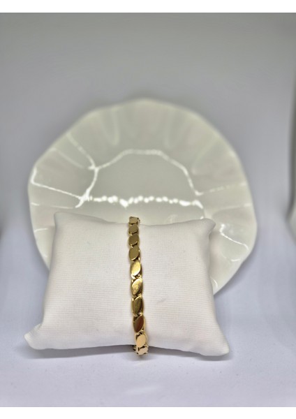 Altın Renkli Örgülü Çelik Bileklik