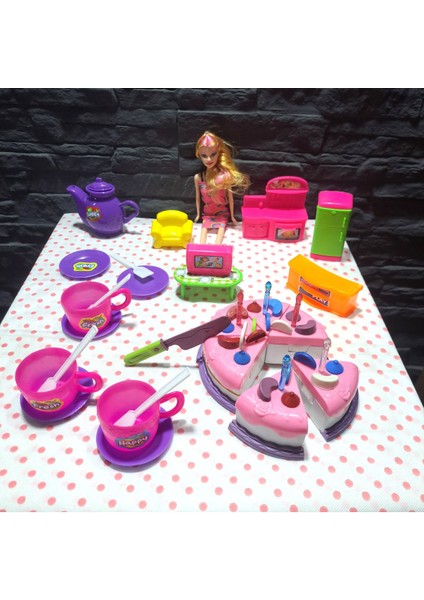 Oyuncak Evcilik ve Mutfak Setleri Kesilen Cırtlı Doğum Günü Pastası Bebek Eşya Çay Seti 30 Prç