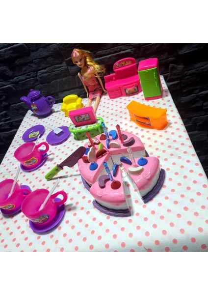 Oyuncak Evcilik ve Mutfak Setleri Kesilen Cırtlı Doğum Günü Pastası Bebek Eşya Çay Seti 30 Prç