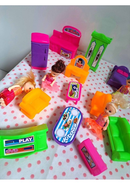 Oyuncak Evcilik ve Mutfak Setleri 16 Parça 4 Adet Mini Bebek Misafircilik Oyuncakları Ev Eşyaları