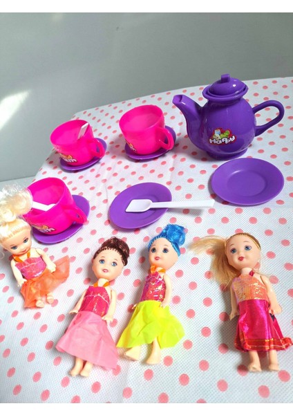 Evcilik ve Mutfak Setleri 18 Parça 4 Adet Mini Bebekli Misafircilik Oyuncakları Çay Seti Oyuncak Set