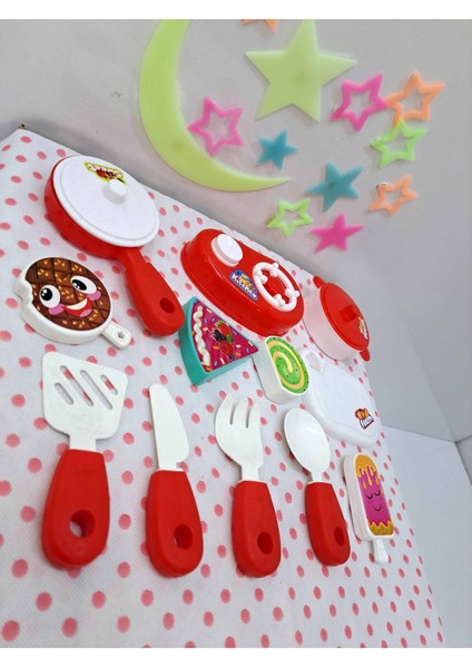 Oyuncak Evcilik ve Mutfak Setleri 26 Parça Fosforlu Tavan Süsü ve Misafircilik Yemek Tatlı Set
