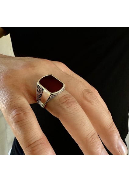 925 Ayar Gümüş Düz Akik Taşlı Kalem Işlemeli Erkek Yüzük modelleri