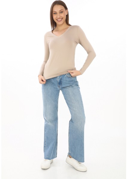 Yumuşak, Rahat ve Şık Viskon V Yaka Tişört-Bej fiyatları