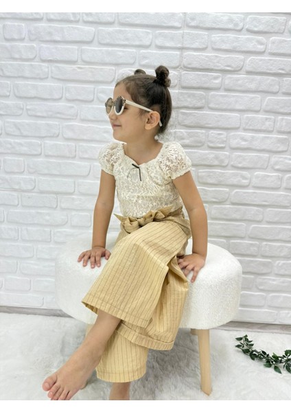 Kız Çocuk Dantel Bluzlü Takım fırsatları