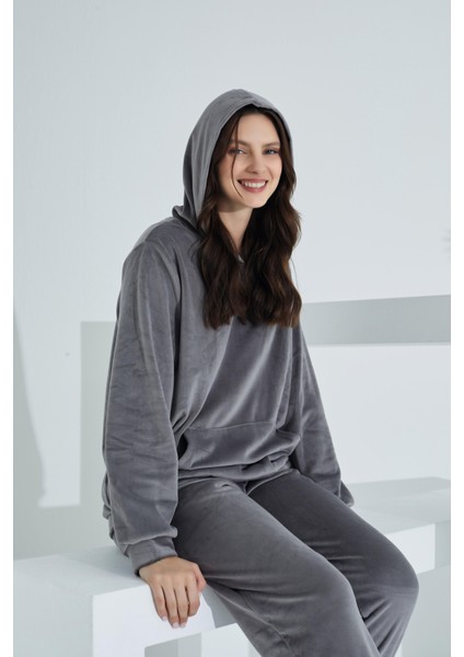 Soft Kanguru Cepli Kapşonlu Kadife Kadın Eşofman Takımı