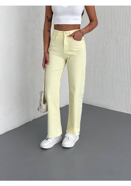 Kesik Paça Detaylı Sarı Kot Pantolon fiyatları