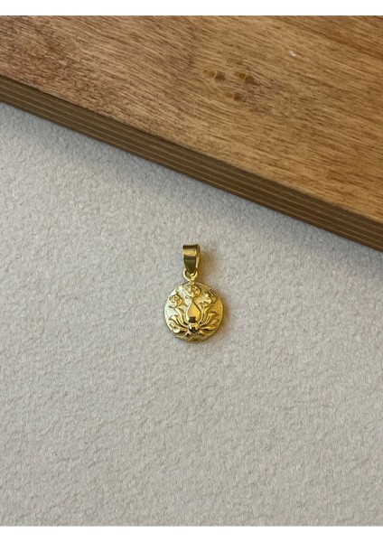 925 Ayar Gümüş Gold Renk Mitolojik Çiçek Desen Kolye Ucu