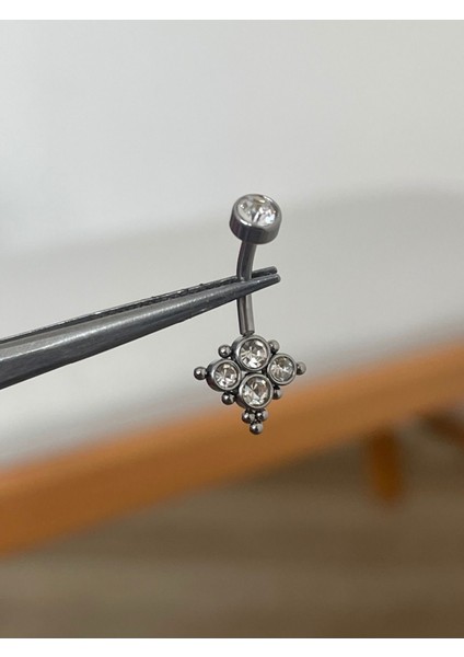 316 L Cerrahi Çelik Zirkon 5 Taşlı Tasarım Göbek Piercingi