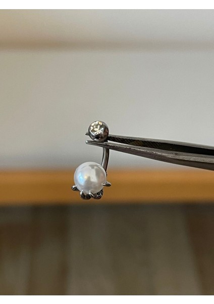 316 L Cerrahi Çelik Pençe Modeli Detaylı Incili Zirkon Taşlı Göbek Piercingi