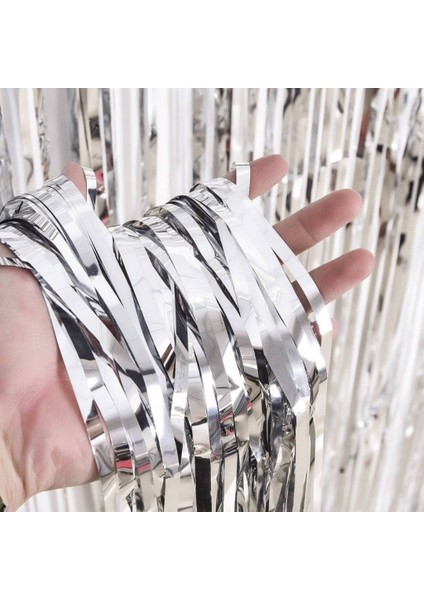 Mavi Masa Örtüsü, Gümüş Masa Eteği, Mavi Arka Fon modelleri